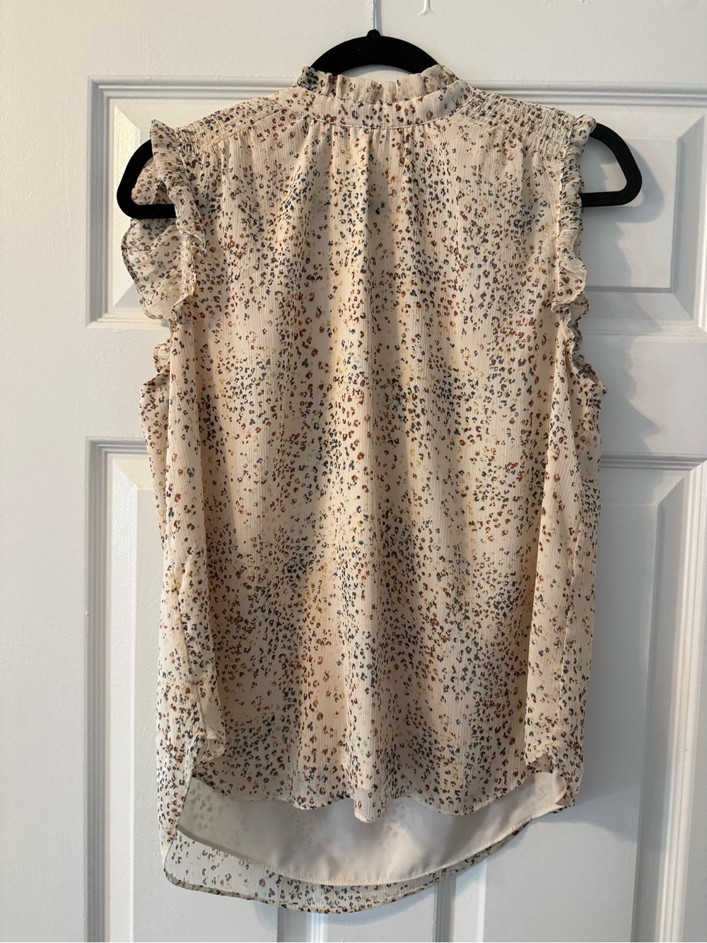 LOFT Cream Printed Ruffle Sleeve Shell Top